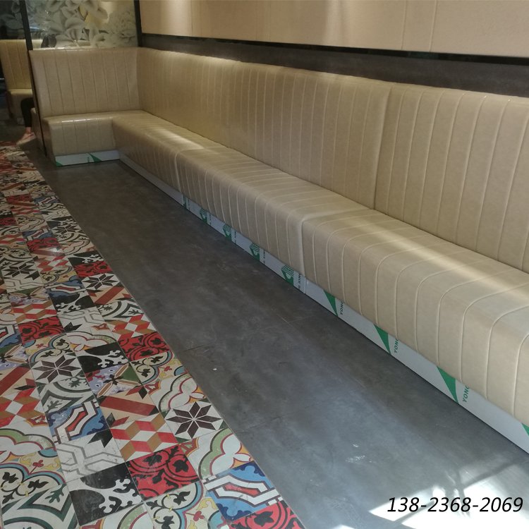 茶餐廳靠墻卡座沙發(fā)，定制餐廳皮革沙發(fā)，餐廳