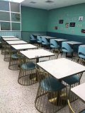 <b>港式茶餐廳桌椅案例！</b>